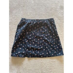 American Eagle Women's Medium Floral Mini Skirt Cottagecore Y2K Slit Hem‎